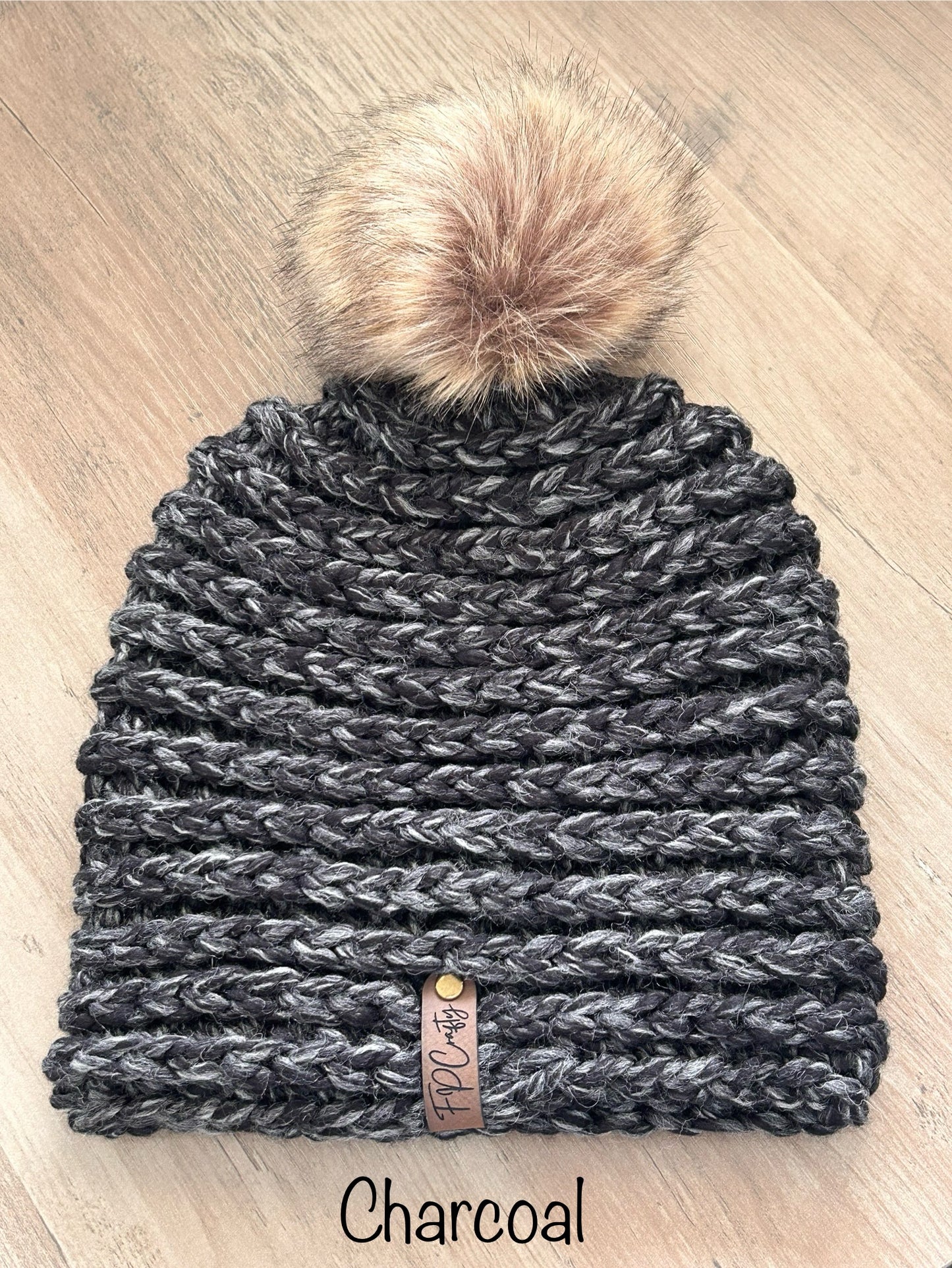 Women’s Chunky Beanie with Faux Fur Pom