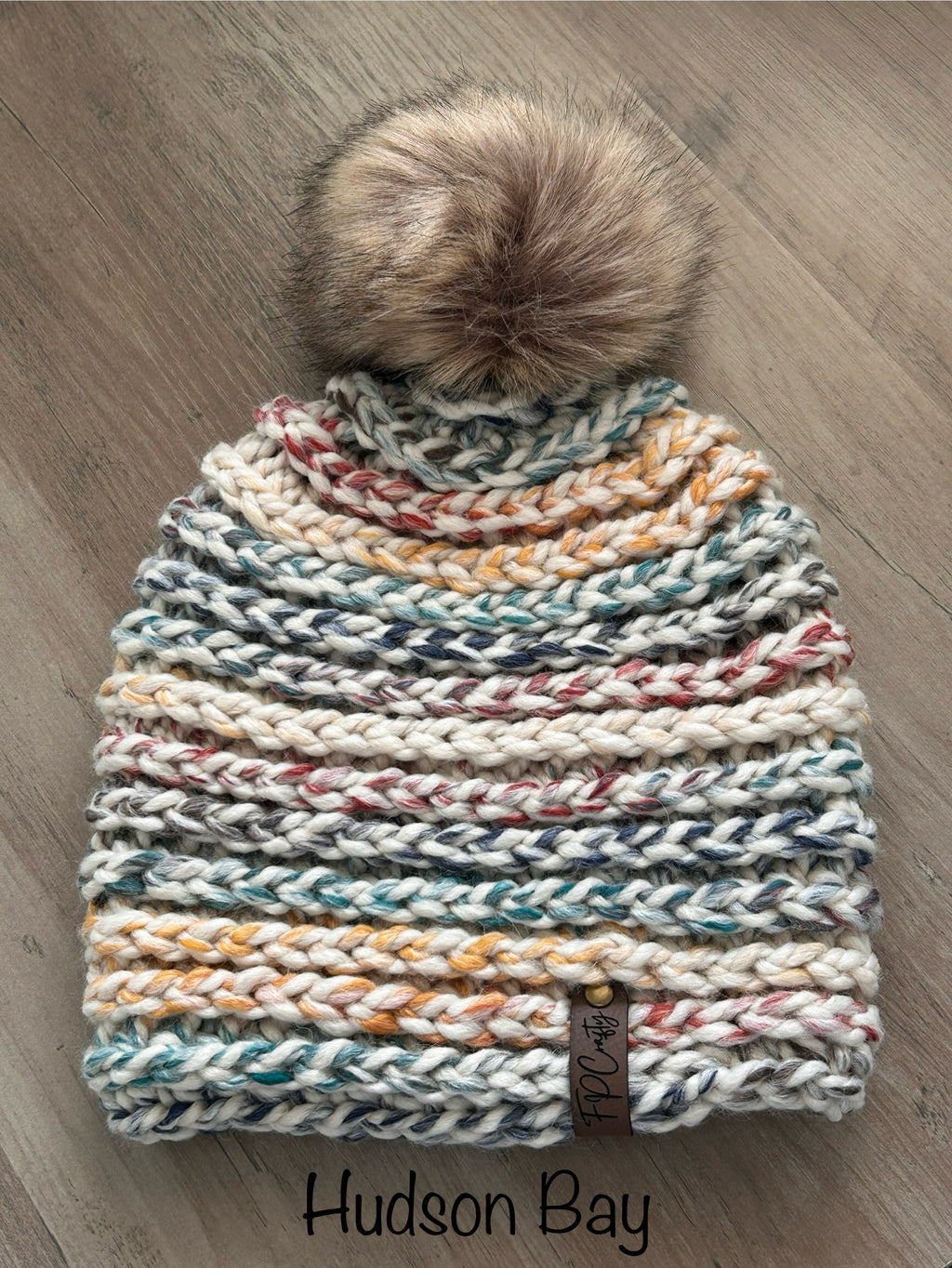 Women’s Chunky Beanie with Faux Fur Pom